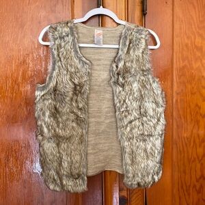 Wonder Nation Girls Faux Fur Vest Size XL